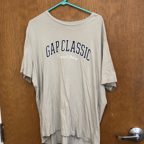 GAP Classic Tan Tee - Picture 1 of 4